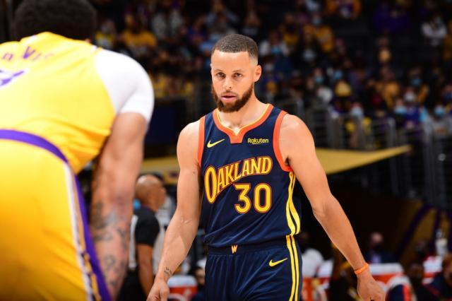 KAIYUN登录-面对窒息围剿射下37分 无解库里险些掀翻卫冕冠军